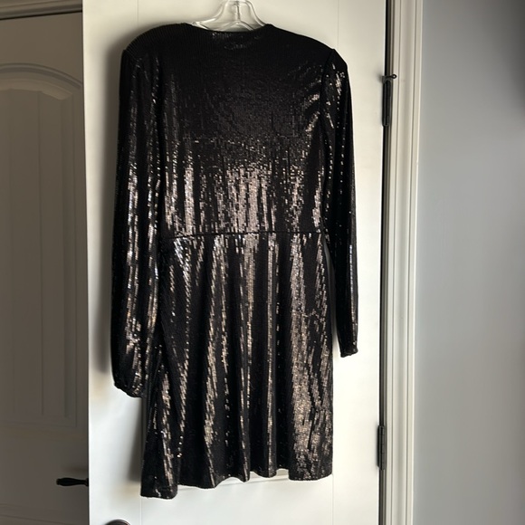 Black Sequin Long Sleeve Dress with Waist Tie - Picture 3 of 10